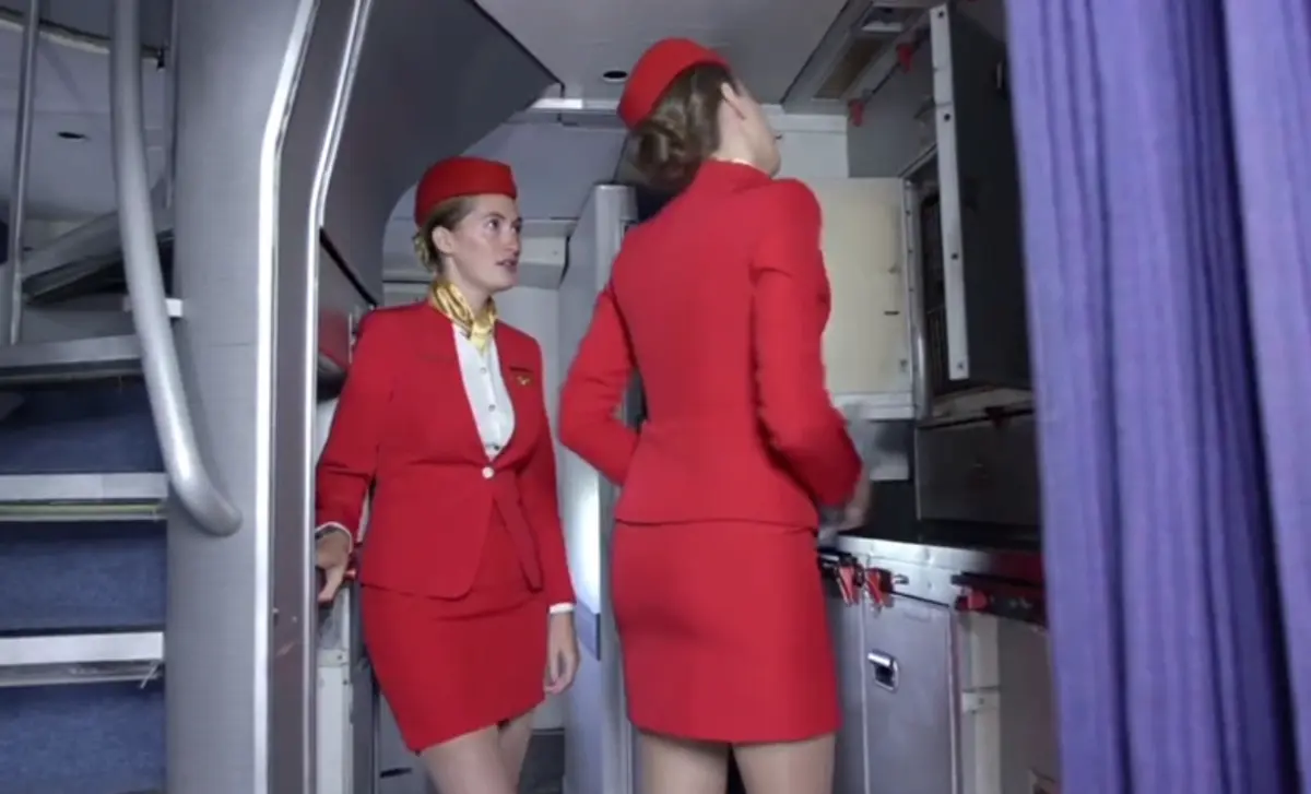 《法国空姐2019(多塞尔航空)》资源下载-高清完整版在线观看-手机免费观看全集法国空姐