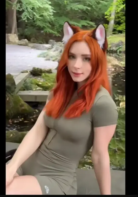 《甜狐SweetieFox》1080P蓝光无删减免费在线观看全系列持续更新Cosplay罗宾男友视角辐射美剧新场景无广告全收录